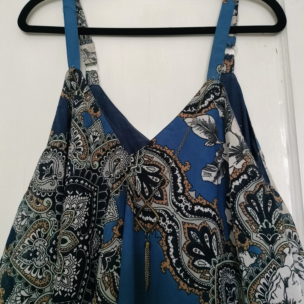 Unique Spectrum Blue Paisley Floral Handkerchief Camisole Tank Top Plus Size 2X - Picture 2 of 6
